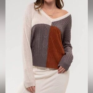 Blu Pepper NWT Colorblock Lightweight Sweater Long Sleeves V Neck